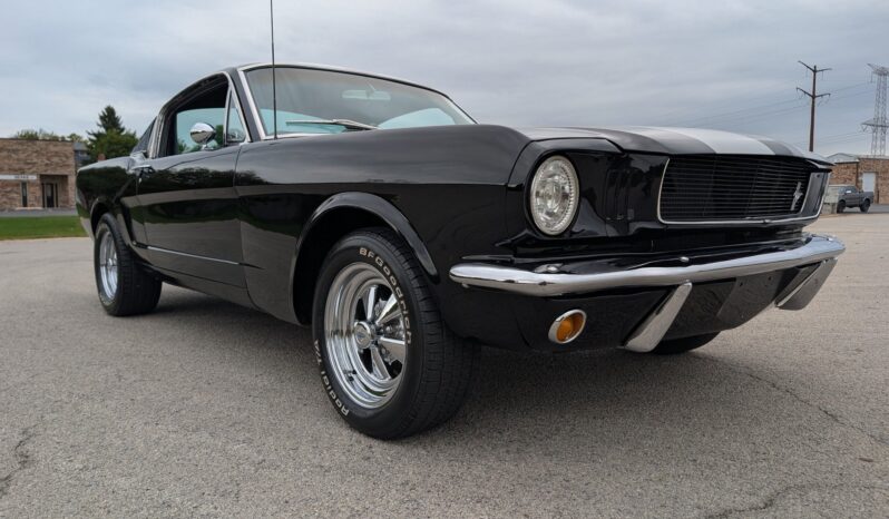 
								1965 Ford Mustang A-Code Fastback 2+2 full									