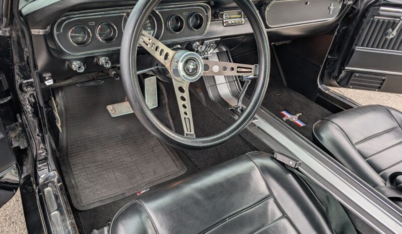 
								1965 Ford Mustang A-Code Fastback 2+2 full									