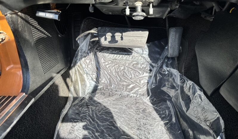 
								1972 Chevrolet Corvette Convertible full									