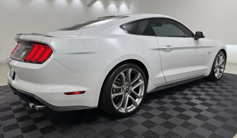 								2018 Ford Mustang GT Premium 5.0L V8 full									