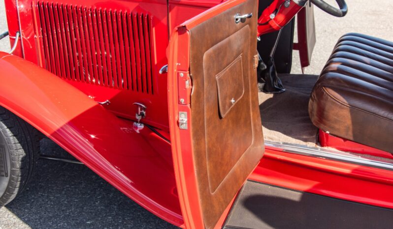 
								1932 Ford Phaeton 327 full									