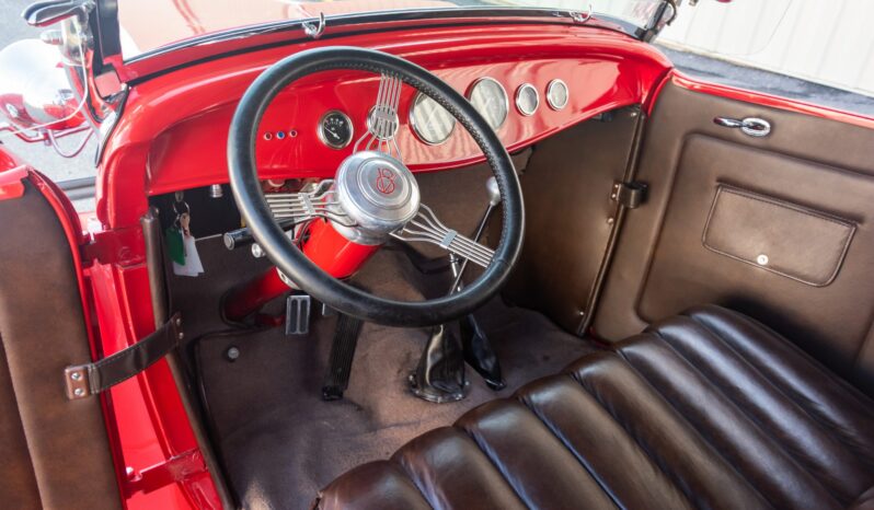 
								1932 Ford Phaeton 327 full									