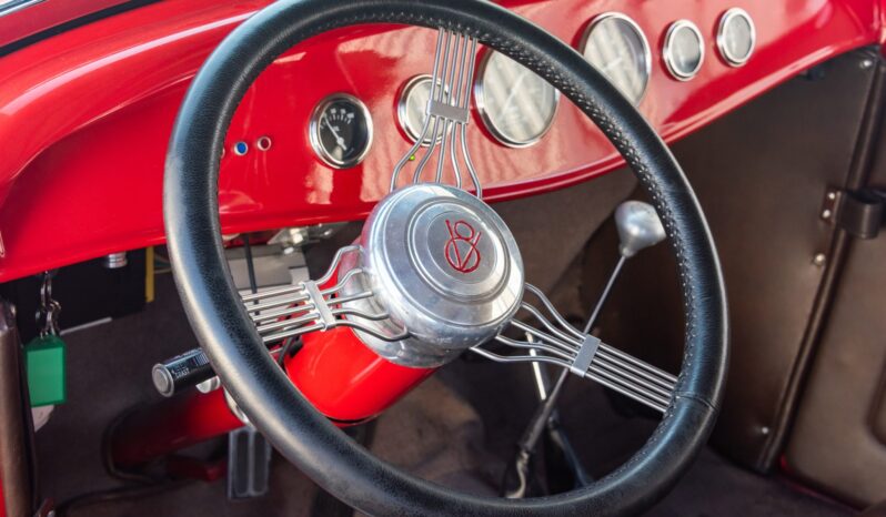 
								1932 Ford Phaeton 327 full									