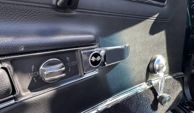 								1971 Chevrolet Corvette Convertible 4-Speed full									