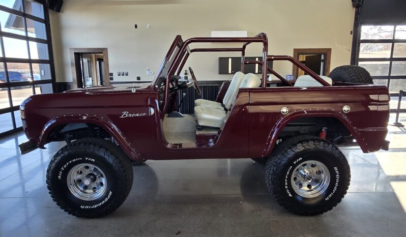 								1969 Ford Bronco 302 3-Speed full									