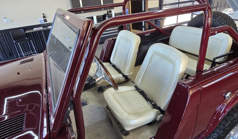 								1969 Ford Bronco 302 3-Speed full									