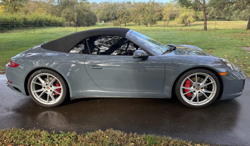 								2017 Porsche 911 Carrera 4S Cabriolet 7-Speed full									