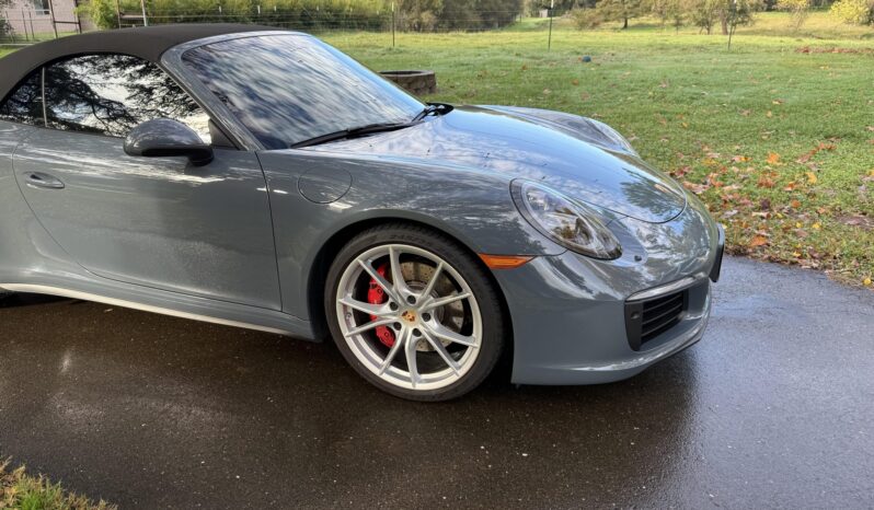 								2017 Porsche 911 Carrera 4S Cabriolet 7-Speed full									