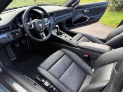 										2017 Porsche 911 Carrera 4S Cabriolet 7-Speed full									