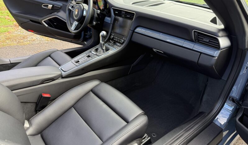 								2017 Porsche 911 Carrera 4S Cabriolet 7-Speed full									