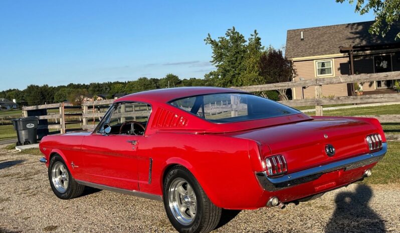 
								1965 Ford Mustang CONVERTIBLE full									