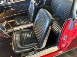 
										1965 Ford Mustang CONVERTIBLE full									