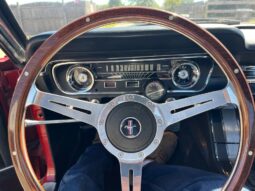 
										1965 Ford Mustang CONVERTIBLE full									