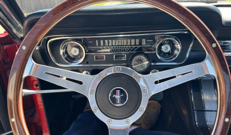 
								1965 Ford Mustang CONVERTIBLE full									