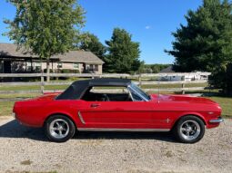 
										1965 Ford Mustang CONVERTIBLE full									