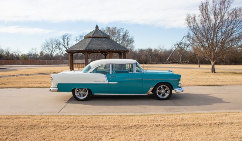 
								1955 Chevrolet Bel Air 2-Door Hardtop full									