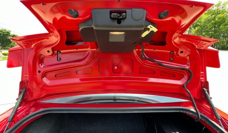 
								2009 Ford Mustang Shelby GT500 Coupe 5.4 L full									