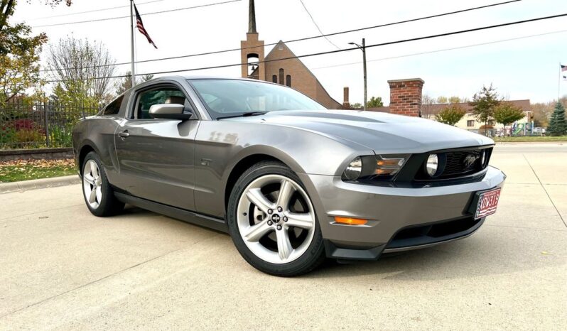 
								2010 Ford Mustang GT Gray Coupe 4.6L V8 6 Speed Automatic full									