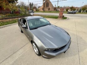 2010 Ford Mustang GT Gray Coupe 4.6L V8 6 Speed Automatic