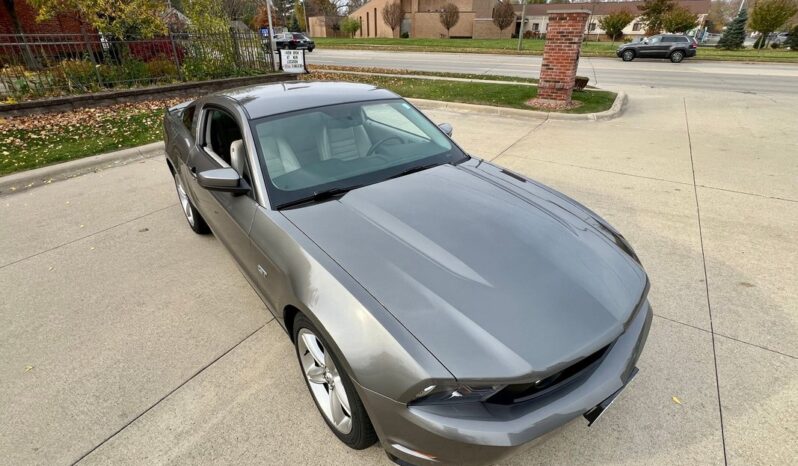 2010 Ford Mustang GT Gray Coupe 4.6L V8 6 Speed Automatic 1