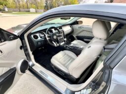 
										2010 Ford Mustang GT Gray Coupe 4.6L V8 6 Speed Automatic full									