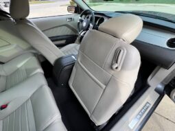 
										2010 Ford Mustang GT Gray Coupe 4.6L V8 6 Speed Automatic full									