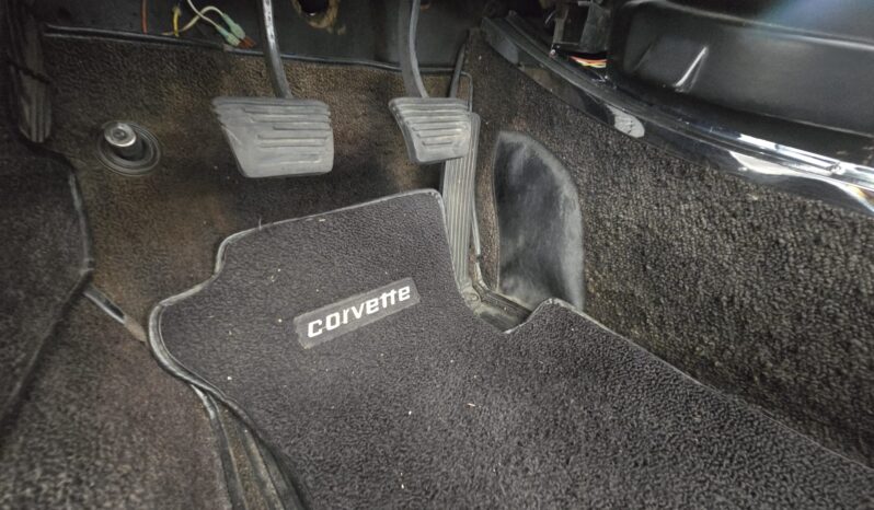 
								1964 Chevrolet Corvette Convertible 4-Speed full									