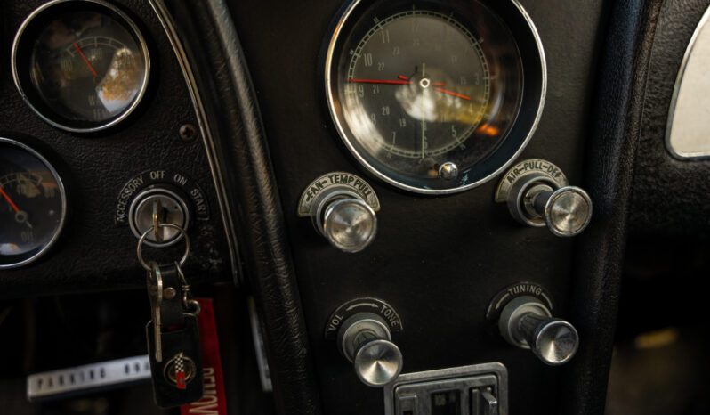 
								1965 Chevrolet Corvette Coupe 327 365 4-Speed full									