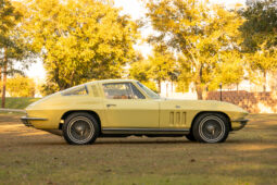 
										1965 Chevrolet Corvette Coupe 327 365 4-Speed full									
