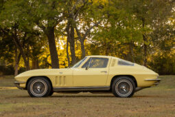 
										1965 Chevrolet Corvette Coupe 327 365 4-Speed full									