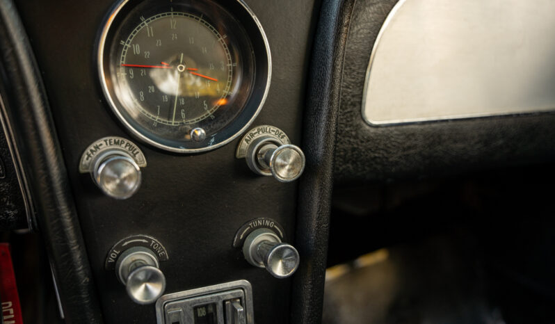 
								1965 Chevrolet Corvette Coupe 327 365 4-Speed full									