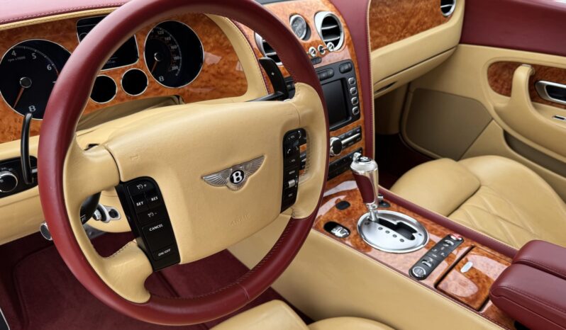 
								2006 Bentley Continental GT Mulliner full									