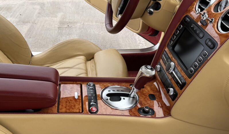 
								2006 Bentley Continental GT Mulliner full									