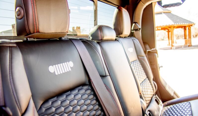 
								2022 Jeep Gladiator Rubicon full									