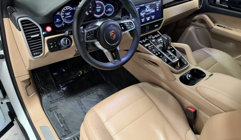 
								2019 Porsche Cayenne full									