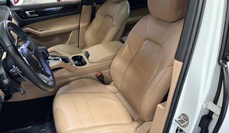 
								2019 Porsche Cayenne full									