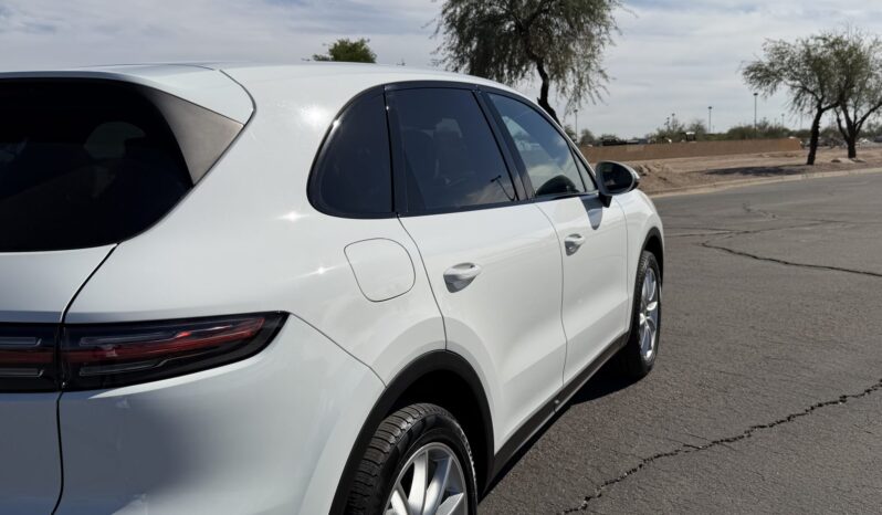 
								2019 Porsche Cayenne full									