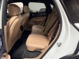
										2019 Porsche Cayenne full									