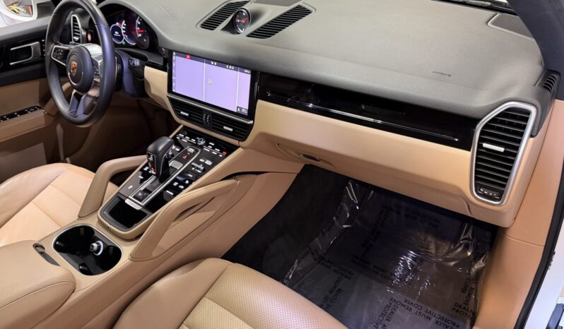 
								2019 Porsche Cayenne full									