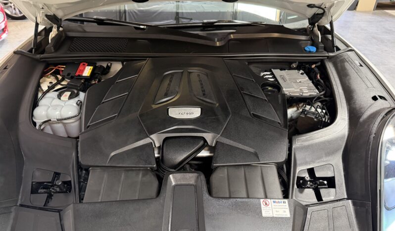 
								2019 Porsche Cayenne full									