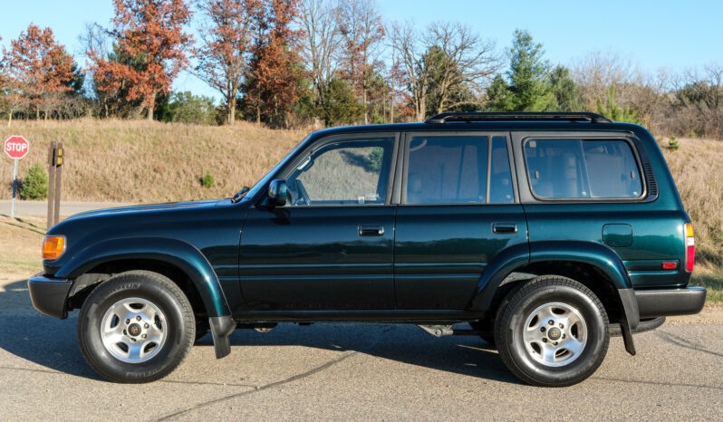 
								1994 Toyota Land Cruiser FZJ80 full									