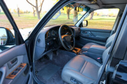 
										1994 Toyota Land Cruiser FZJ80 full									