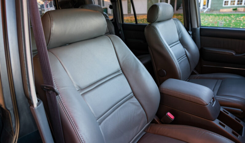 
								1994 Toyota Land Cruiser FZJ80 full									