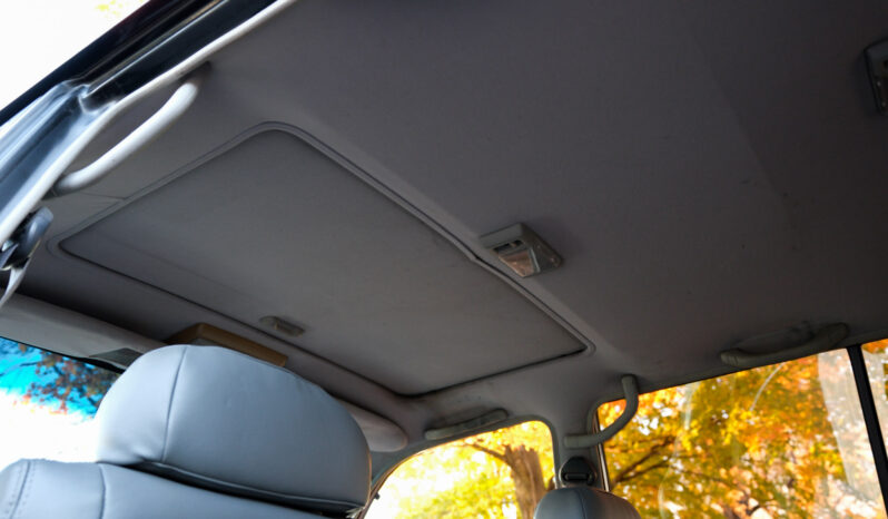 
								1994 Toyota Land Cruiser FZJ80 full									