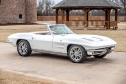 
										1963 Chevrolet Corvette Convertible 4-Speed full									