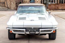 
										1963 Chevrolet Corvette Convertible 4-Speed full									