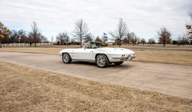 
								1963 Chevrolet Corvette Convertible 4-Speed full									