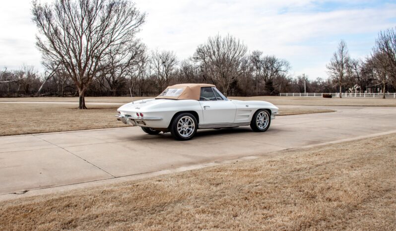 
								1963 Chevrolet Corvette Convertible 4-Speed full									