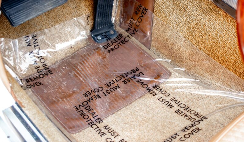 
								1963 Chevrolet Corvette Convertible 4-Speed full									