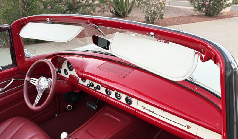 
								1956 Ford Fairlane Sunliner 351-Powered full									